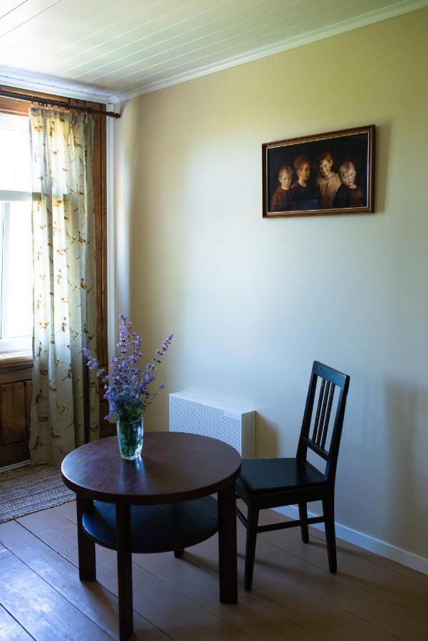 Appartamento Livi Avat Ikla Esterno foto