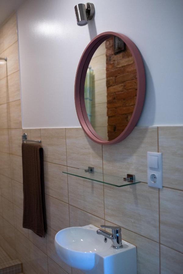 Appartamento Livi Avat Ikla Esterno foto